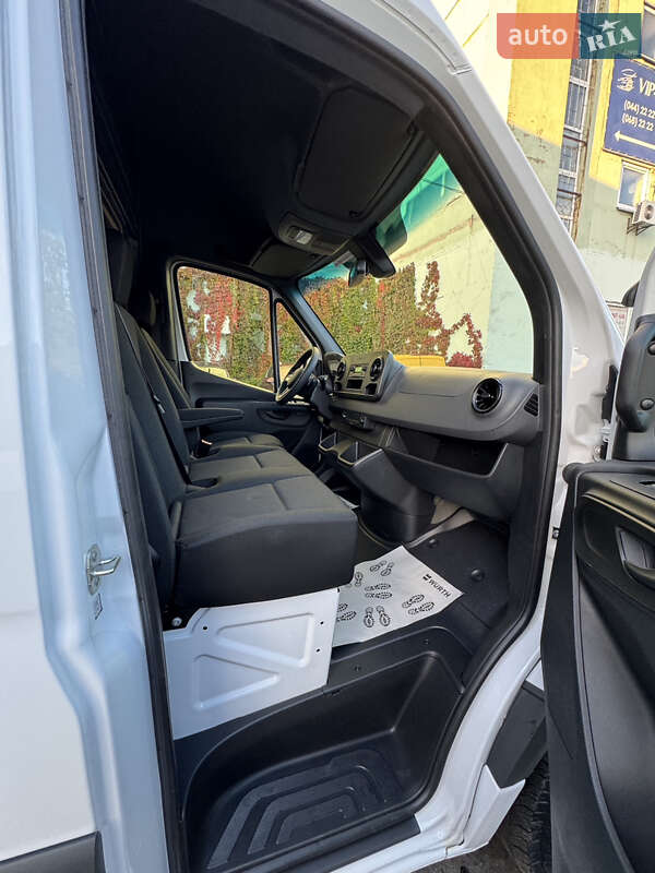 Грузовой фургон Mercedes-Benz Sprinter 2024 в Киеве фото 23 Грузовой фургон Mercedes-Benz Sprinter 2024 в Киеве