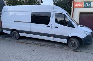 Грузопассажирский фургон Mercedes-Benz Sprinter 2023 в 