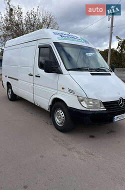 Грузовой фургон Mercedes-Benz Sprinter 2001 в 