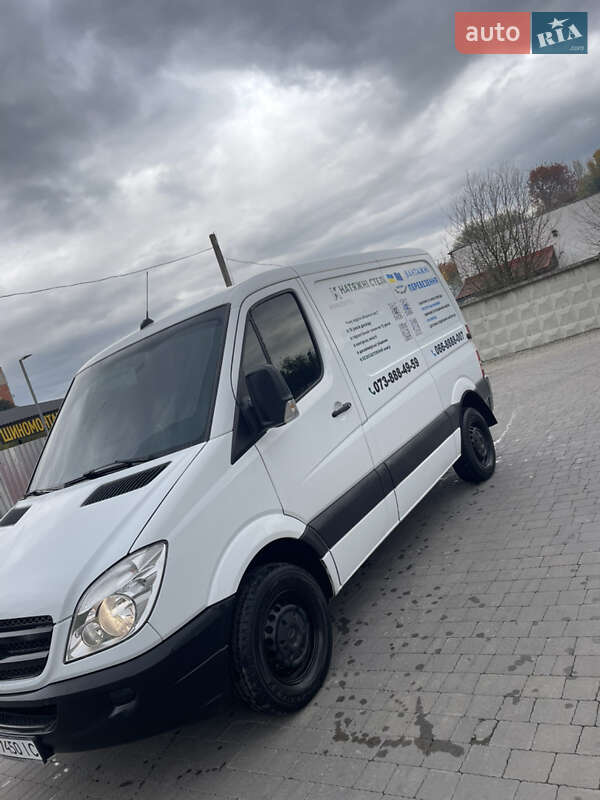 Вантажний фургон Mercedes-Benz Sprinter 2013 в Ужгороді
