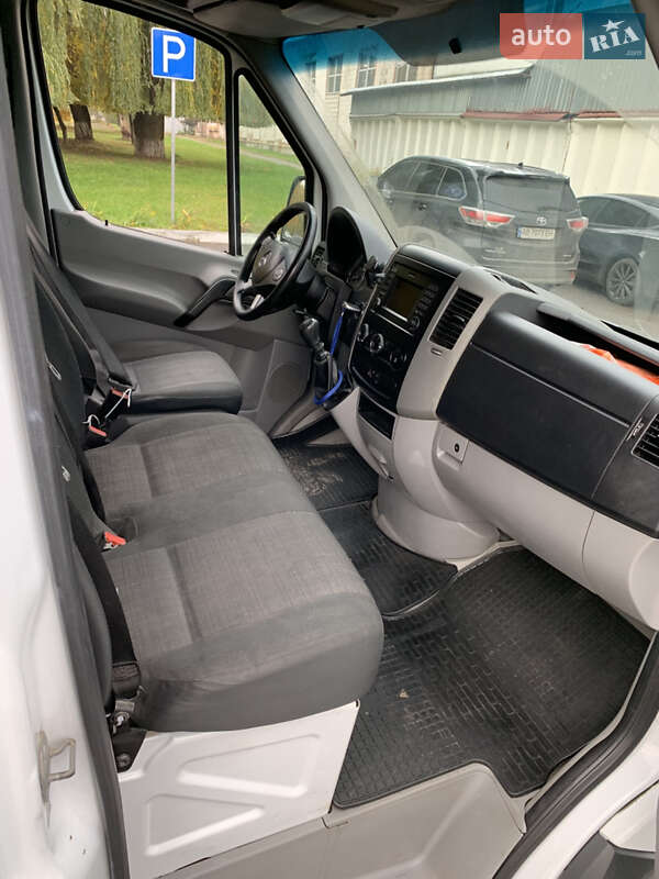 Грузопассажирский фургон Mercedes-Benz Sprinter 2015 в Виннице