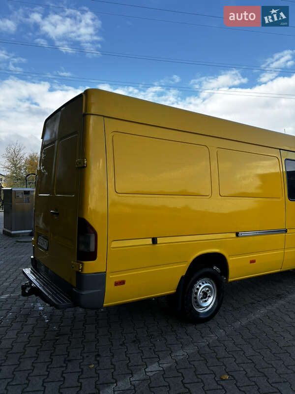 Вантажопасажирський фургон Mercedes-Benz Sprinter 2004 в Львові фото 6 Вантажопасажирський фургон Mercedes-Benz Sprinter 2004 в Львові