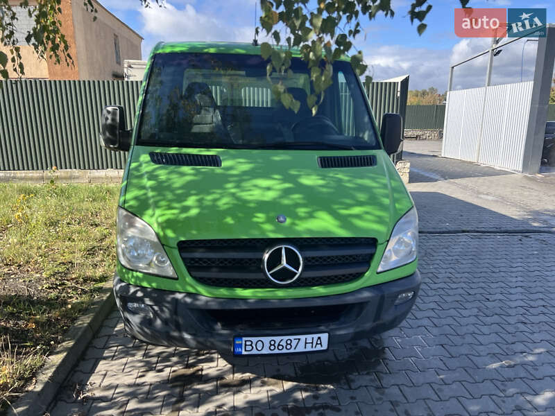 Mercedes-Benz Sprinter 2012