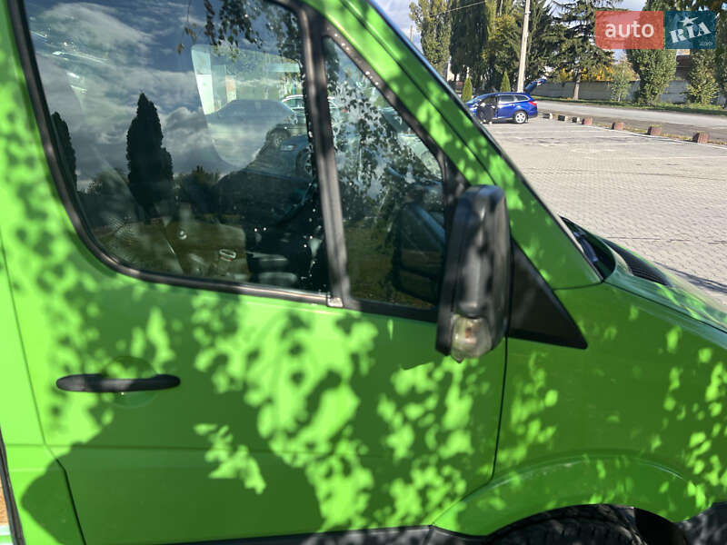 Вантажний фургон Mercedes-Benz Sprinter 2012 в Волочиську фото 2 Вантажний фургон Mercedes-Benz Sprinter 2012 в Волочиську