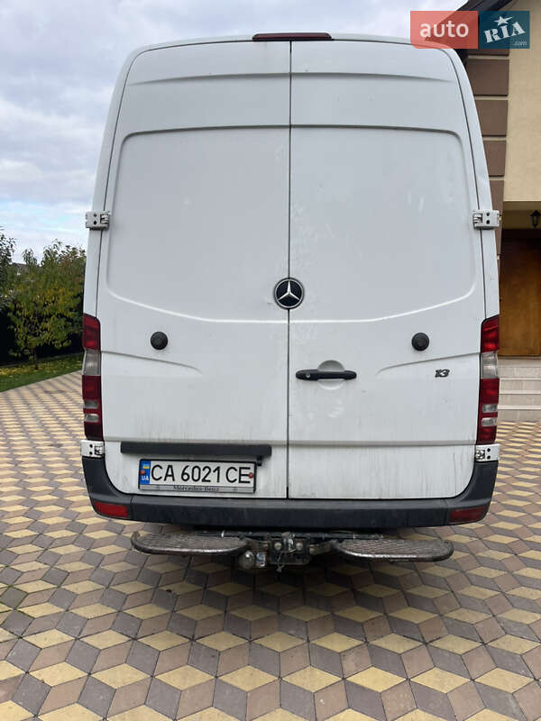 Микроавтобус грузовой (до 3,5т) Mercedes-Benz Sprinter 2012 в Киеве