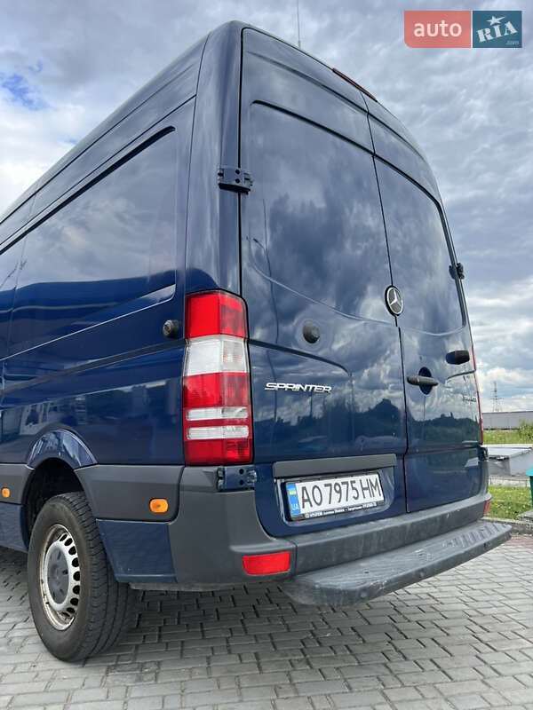 Грузовой фургон Mercedes-Benz Sprinter 2014 в Мукачево