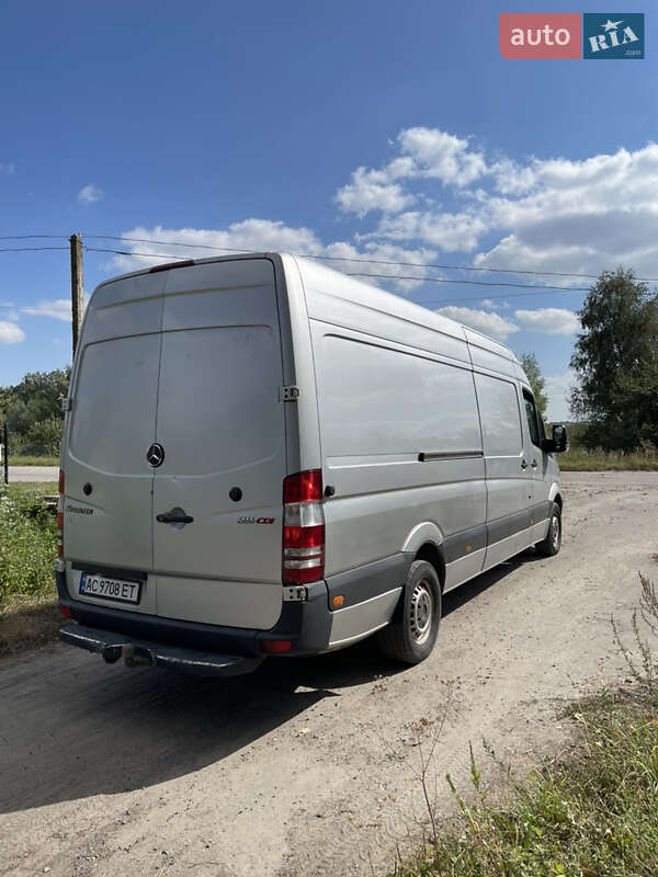 Грузовой фургон Mercedes-Benz Sprinter 2011 в Луцке