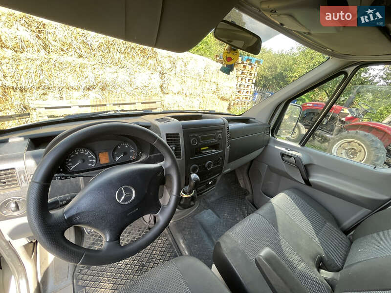 Грузовой фургон Mercedes-Benz Sprinter 2011 в Луцке