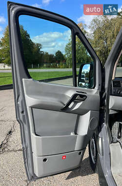 Микроавтобус Mercedes-Benz Sprinter 2011 в 