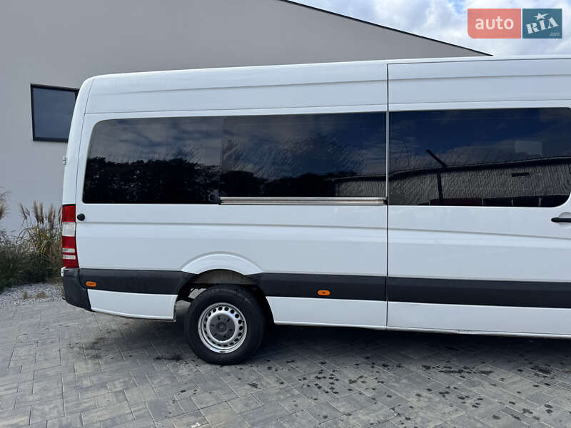 Туристический / Междугородний автобус Mercedes-Benz Sprinter 2015 в Луцке