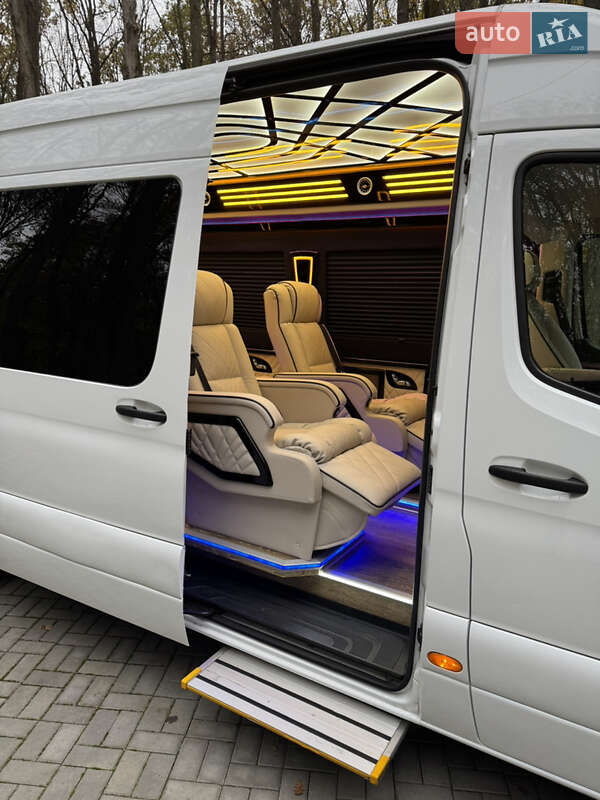 Мікроавтобус Mercedes-Benz Sprinter 2019 в Умані фото 12 Мікроавтобус Mercedes-Benz Sprinter 2019 в Умані