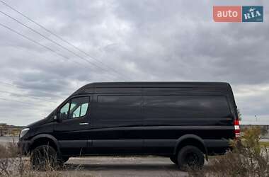 Грузопассажирский фургон Mercedes-Benz Sprinter 2016 в  фото 7 Грузопассажирский фургон Mercedes-Benz Sprinter 2016 в