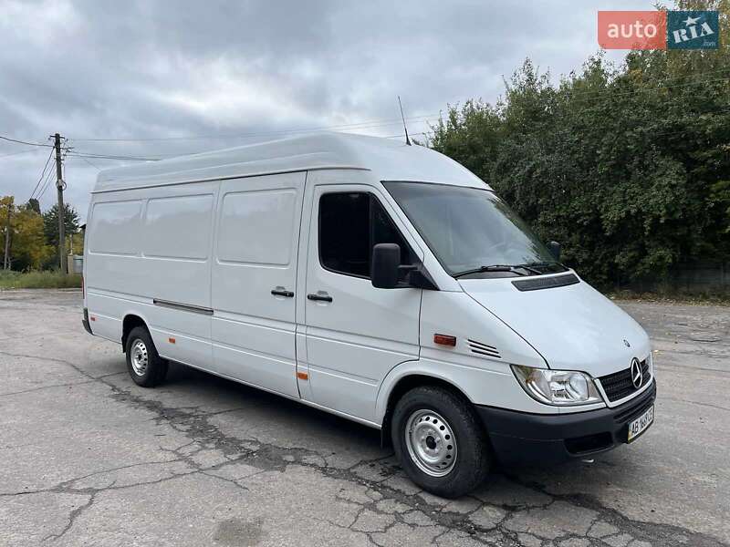 Mercedes-Benz Sprinter 2004