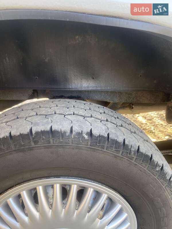 Микроавтобус грузовой (до 3,5т) Mercedes-Benz Sprinter 1998 в Черновцах