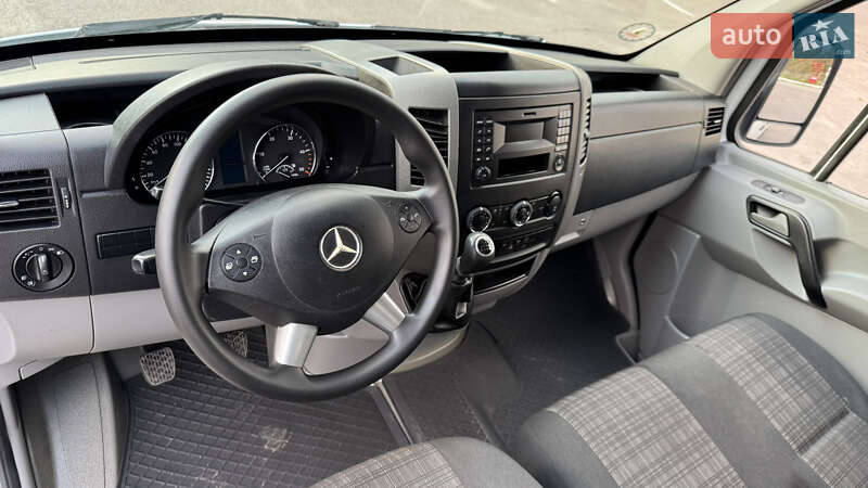 Грузовой фургон Mercedes-Benz Sprinter 2014 в Ровно