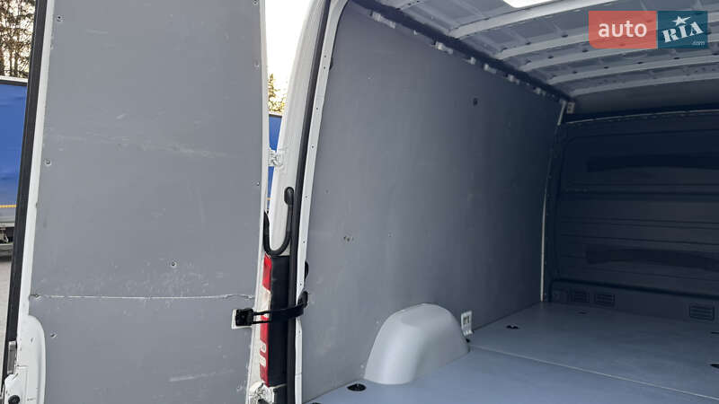 Грузовой фургон Mercedes-Benz Sprinter 2014 в Ровно