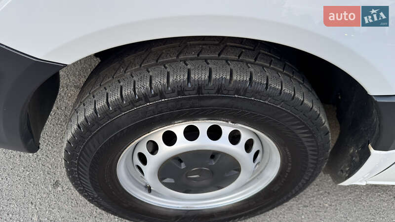 Грузовой фургон Mercedes-Benz Sprinter 2014 в Ровно