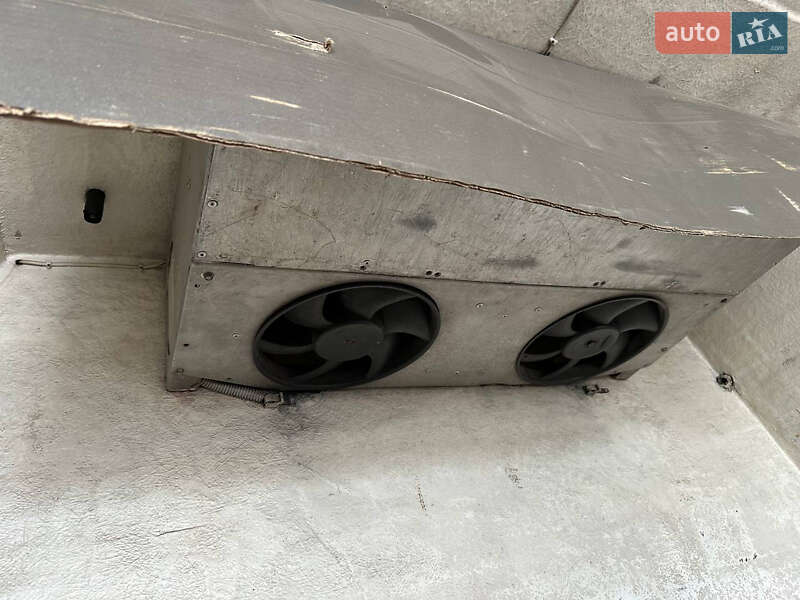 Вантажний фургон Mercedes-Benz Sprinter 2001 в Дніпрі фото 26 Вантажний фургон Mercedes-Benz Sprinter 2001 в Дніпрі