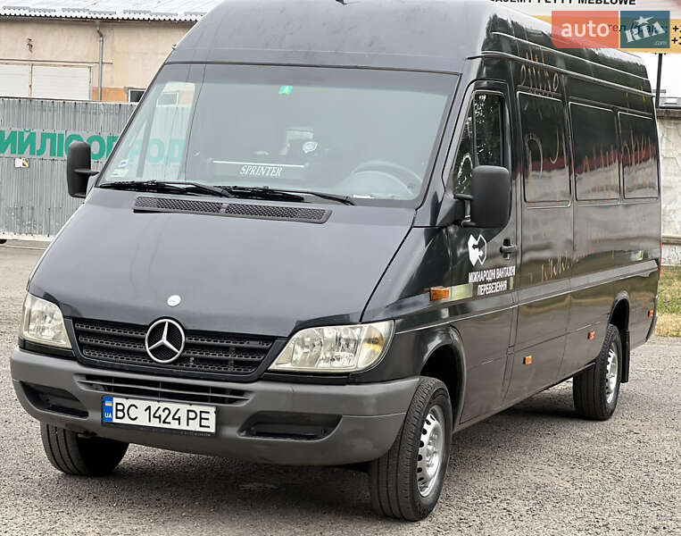 Вантажний фургон Mercedes-Benz Sprinter 2003 в Стрию