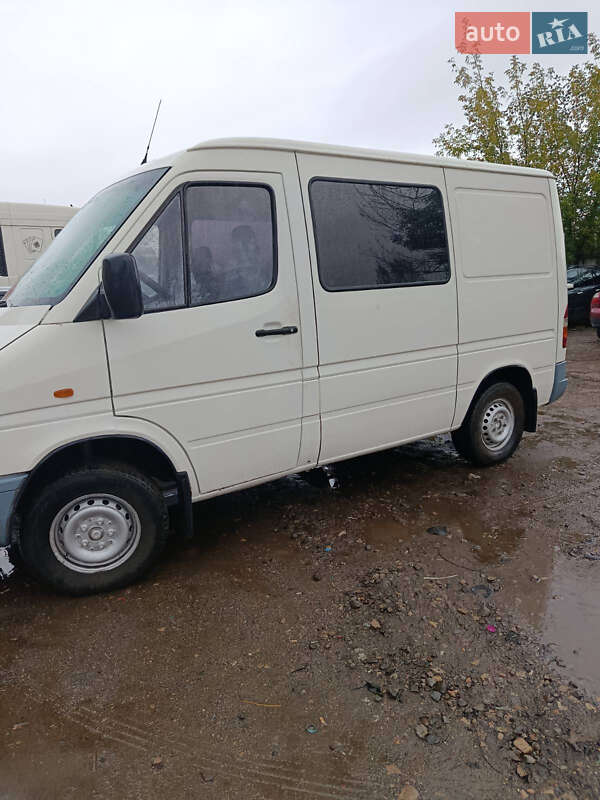 Грузовой фургон Mercedes-Benz Sprinter 1996 в Надворной фото 3 Грузовой фургон Mercedes-Benz Sprinter 1996 в Надворной