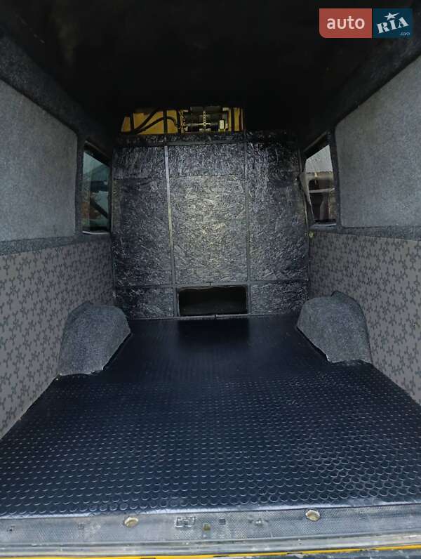 Микроавтобус Mercedes-Benz Sprinter 2005 в Стрые