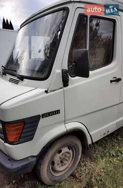 Грузовой фургон Mercedes-Benz Sprinter 1994 в  фото 5 Грузовой фургон Mercedes-Benz Sprinter 1994 в
