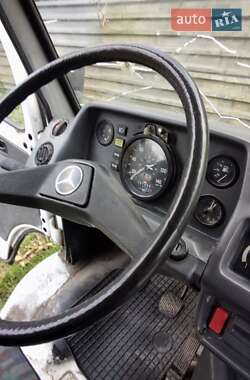Грузовой фургон Mercedes-Benz Sprinter 1994 в  фото 8 Грузовой фургон Mercedes-Benz Sprinter 1994 в