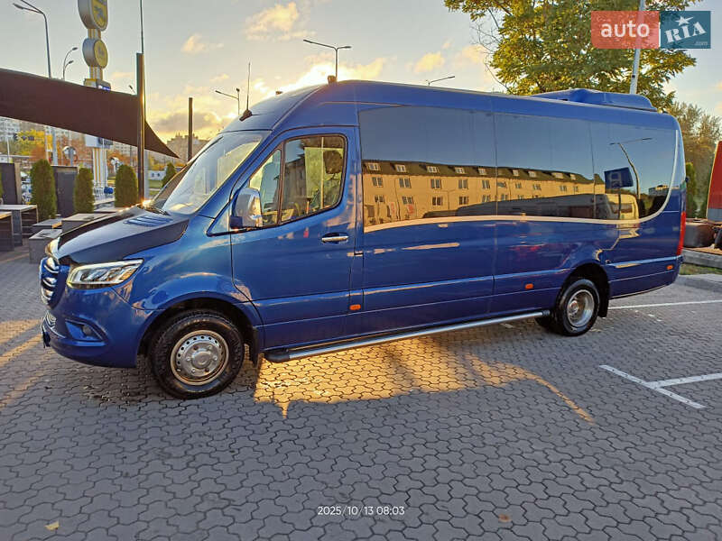 Туристический / Междугородний автобус Mercedes-Benz Sprinter 2019 в Киеве
