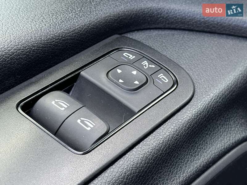 Вантажний фургон Mercedes-Benz Sprinter 2019 в Житомирі фото 22 Вантажний фургон Mercedes-Benz Sprinter 2019 в Житомирі