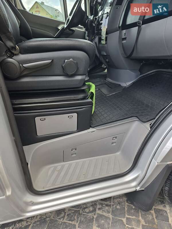 Грузопассажирский фургон Mercedes-Benz Sprinter 2007 в Львове фото 7 Грузопассажирский фургон Mercedes-Benz Sprinter 2007 в Львове
