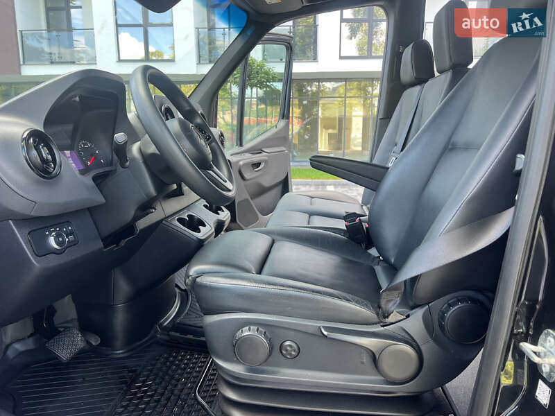 Микроавтобус Mercedes-Benz Sprinter 2021 в Сваляве фото 38 Микроавтобус Mercedes-Benz Sprinter 2021 в Сваляве