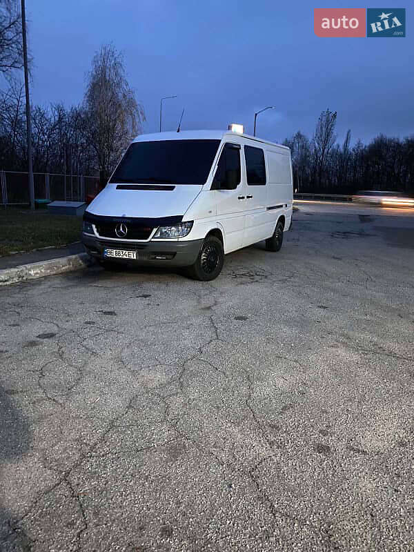 Грузовой фургон Mercedes-Benz Sprinter 2002 в Киеве