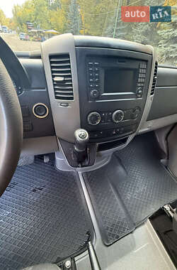 Мікроавтобус Mercedes-Benz Sprinter 2015 в  фото 12 Мікроавтобус Mercedes-Benz Sprinter 2015 в