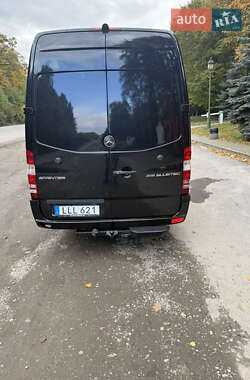 Мікроавтобус Mercedes-Benz Sprinter 2015 в  фото 38 Мікроавтобус Mercedes-Benz Sprinter 2015 в