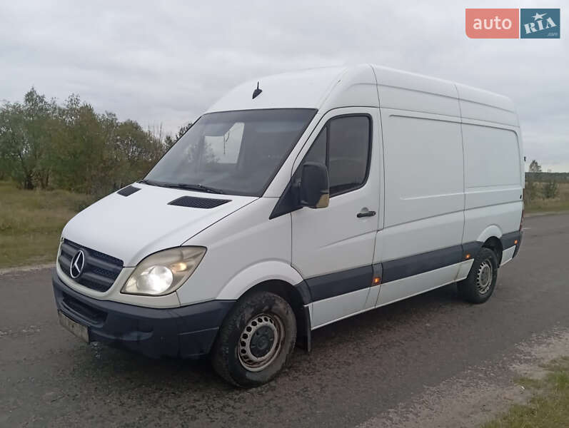 Грузовой фургон Mercedes-Benz Sprinter 2006 в Сарнах
