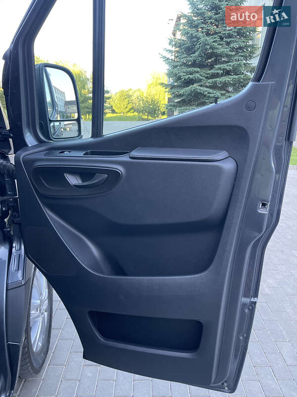 Вантажний фургон Mercedes-Benz Sprinter 2020 в Луцьку