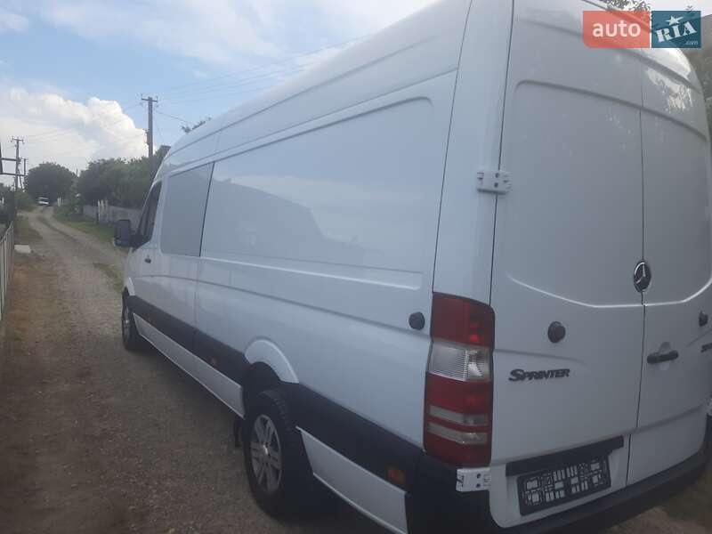 Грузовой фургон Mercedes-Benz Sprinter 2012 в Черновцах фото 4 Грузовой фургон Mercedes-Benz Sprinter 2012 в Черновцах