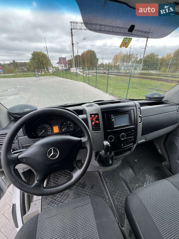 Вантажний фургон Mercedes-Benz Sprinter 2009 в Звягелі фото 8 Вантажний фургон Mercedes-Benz Sprinter 2009 в Звягелі