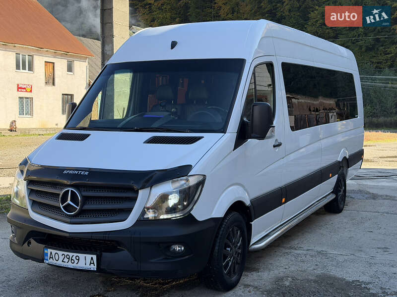 Микроавтобус Mercedes-Benz Sprinter 2016 в Дубовом фото Микроавтобус Mercedes-Benz Sprinter 2016 в Дубовом