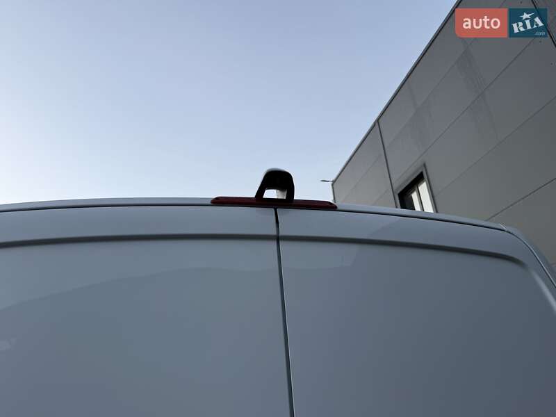 Вантажний фургон Mercedes-Benz Sprinter 2020 в Києві фото 18 Вантажний фургон Mercedes-Benz Sprinter 2020 в Києві