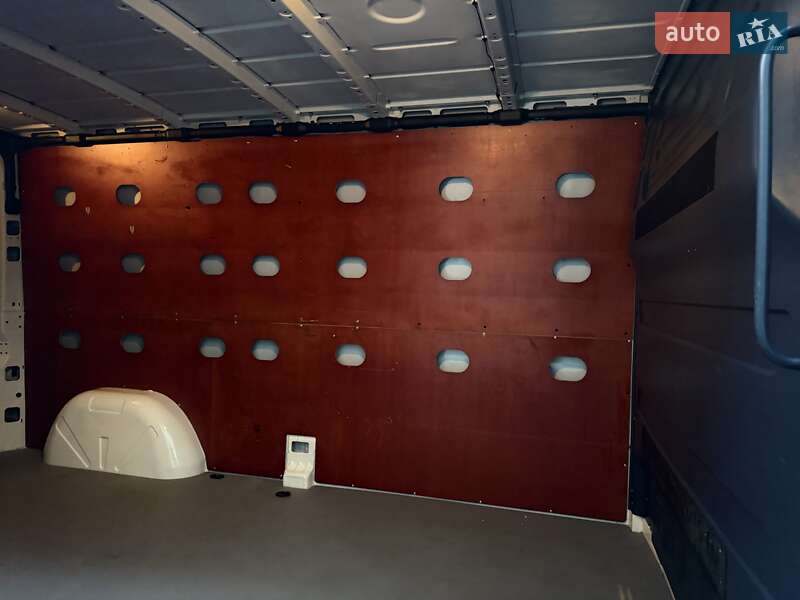 Вантажний фургон Mercedes-Benz Sprinter 2020 в Києві фото 45 Вантажний фургон Mercedes-Benz Sprinter 2020 в Києві