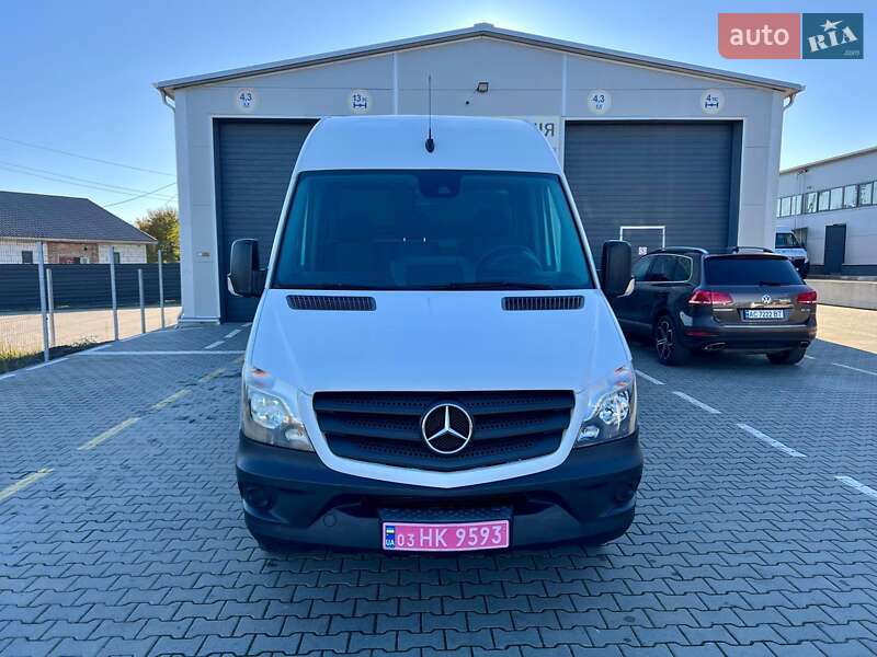 Вантажний фургон Mercedes-Benz Sprinter 2016 в Нововолинську