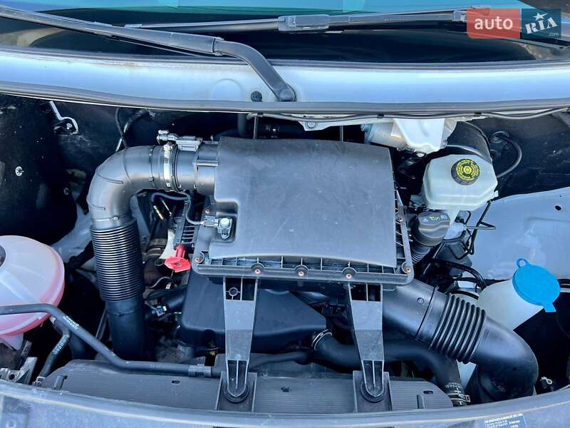 Вантажний фургон Mercedes-Benz Sprinter 2016 в Нововолинську