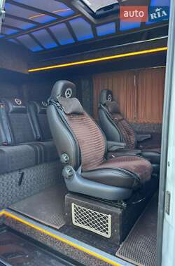 Мікроавтобус Mercedes-Benz Sprinter 2020 в 