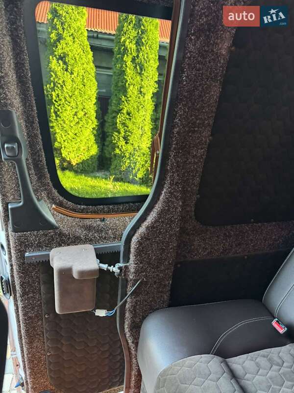 Мікроавтобус Mercedes-Benz Sprinter 2020 в Чернівцях