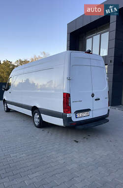 Грузовой фургон Mercedes-Benz Sprinter 2020 в 