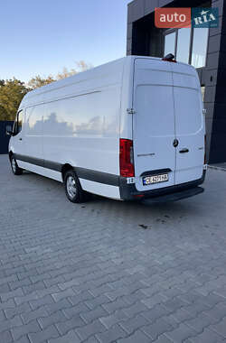 Грузовой фургон Mercedes-Benz Sprinter 2020 в 