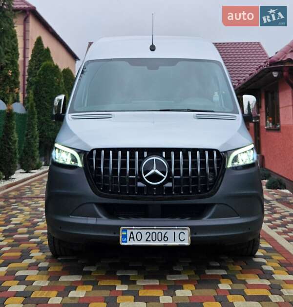 Микроавтобус Mercedes-Benz Sprinter 2019 в Мукачево фото Микроавтобус Mercedes-Benz Sprinter 2019 в Мукачево