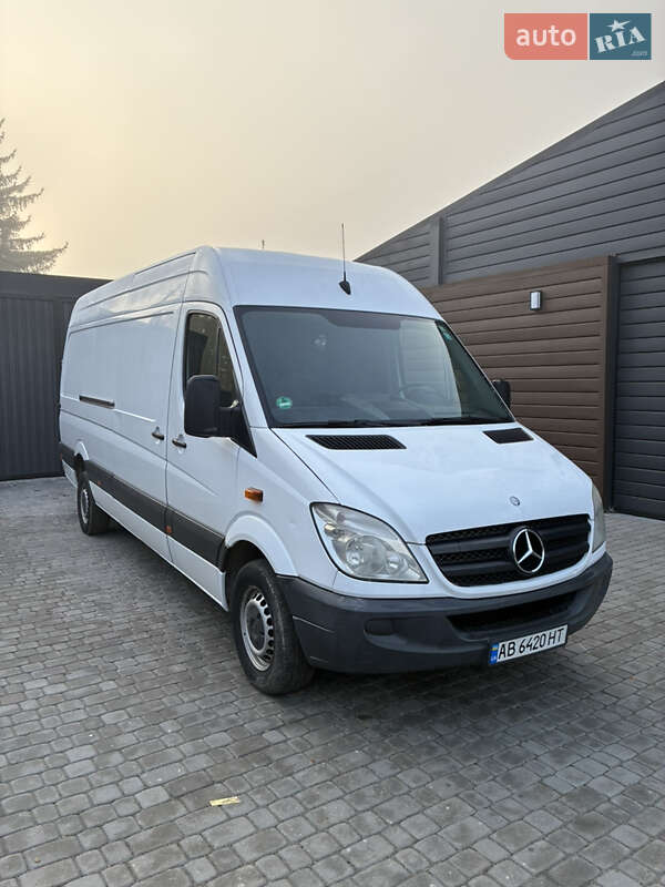 Mercedes-Benz Sprinter 2011 Mercedes-Benz Sprinter 2011