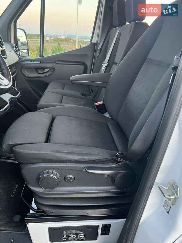 Микроавтобус Mercedes-Benz Sprinter 2019 в Хусте фото 31 Микроавтобус Mercedes-Benz Sprinter 2019 в Хусте